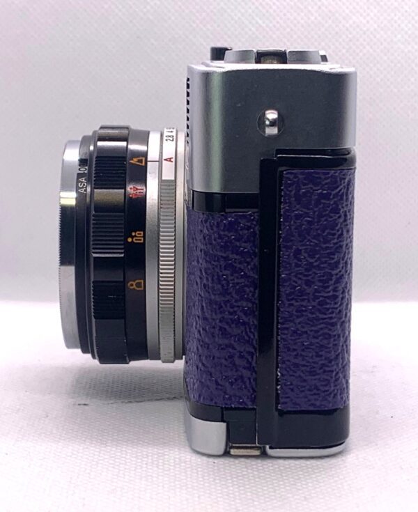 Olympus Trip 35 Vegan Purple 780 - Image 5