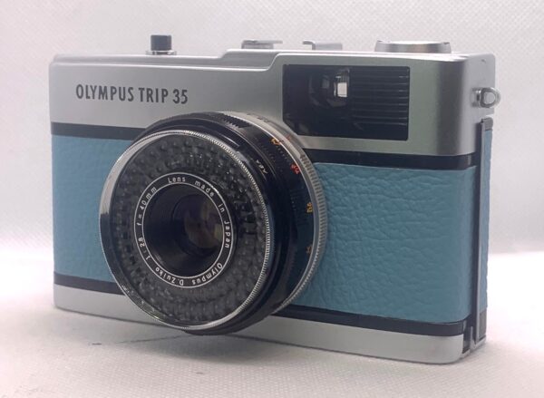 Olympus Trip 35 Sky Blue 426 - Image 4