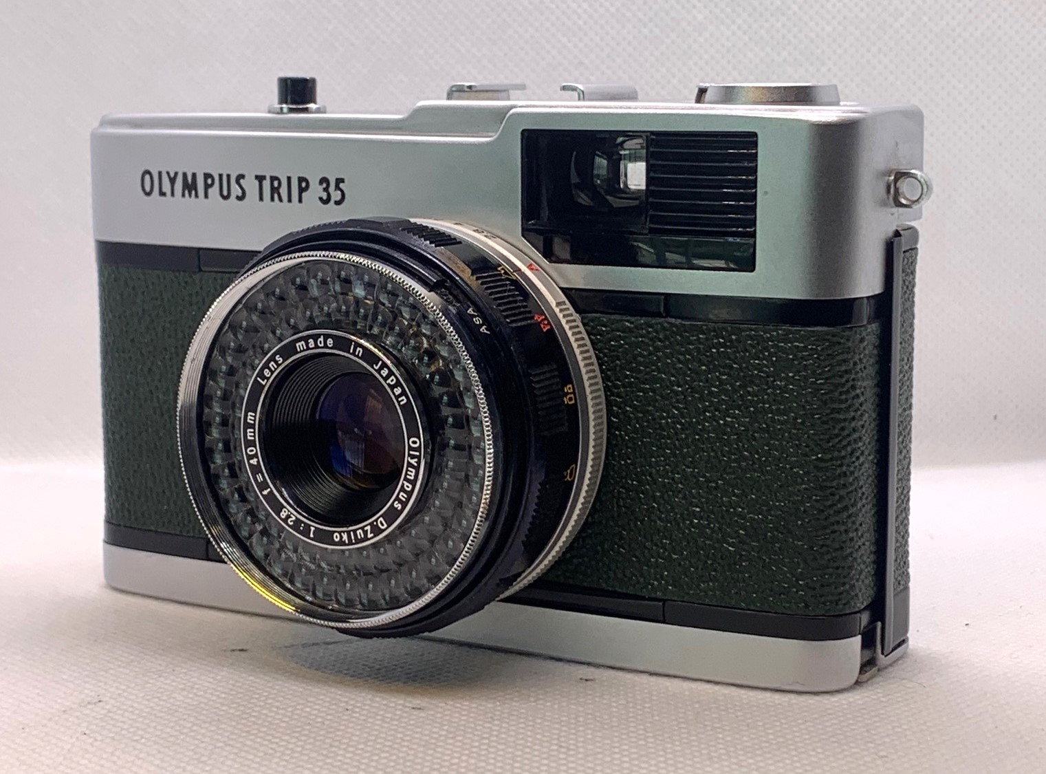 Olympus Trip 35 British Green 812 - Image 4
