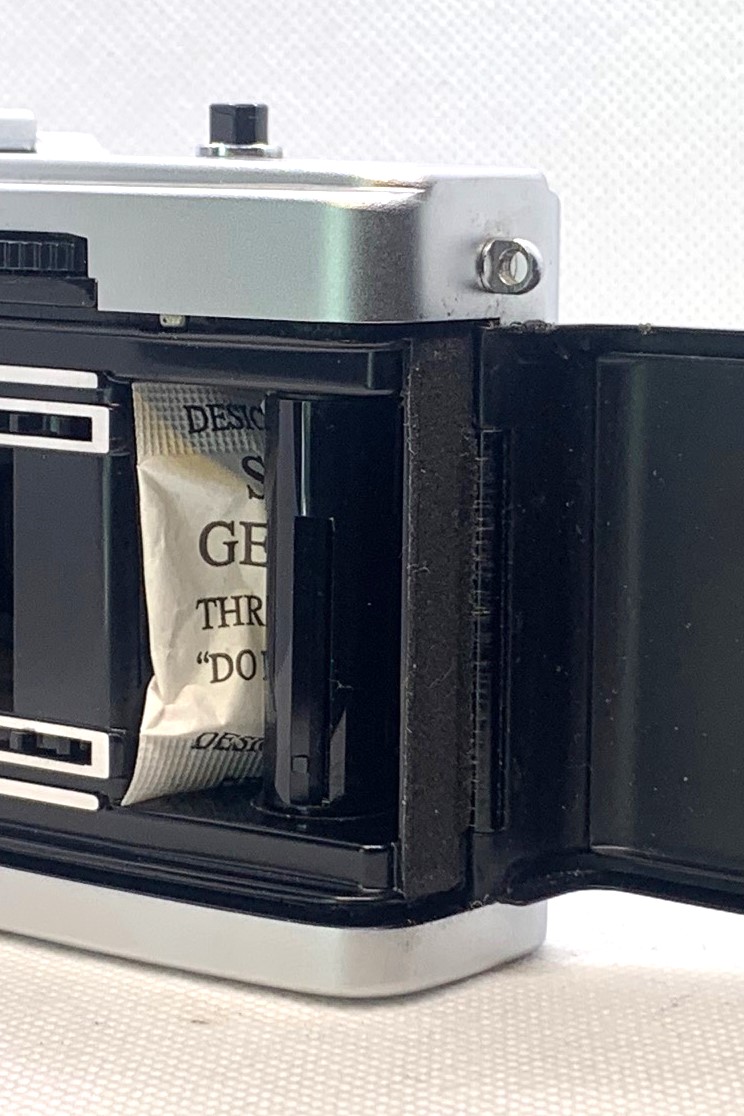 Olympus Trip 35 British Green 812 - Image 11