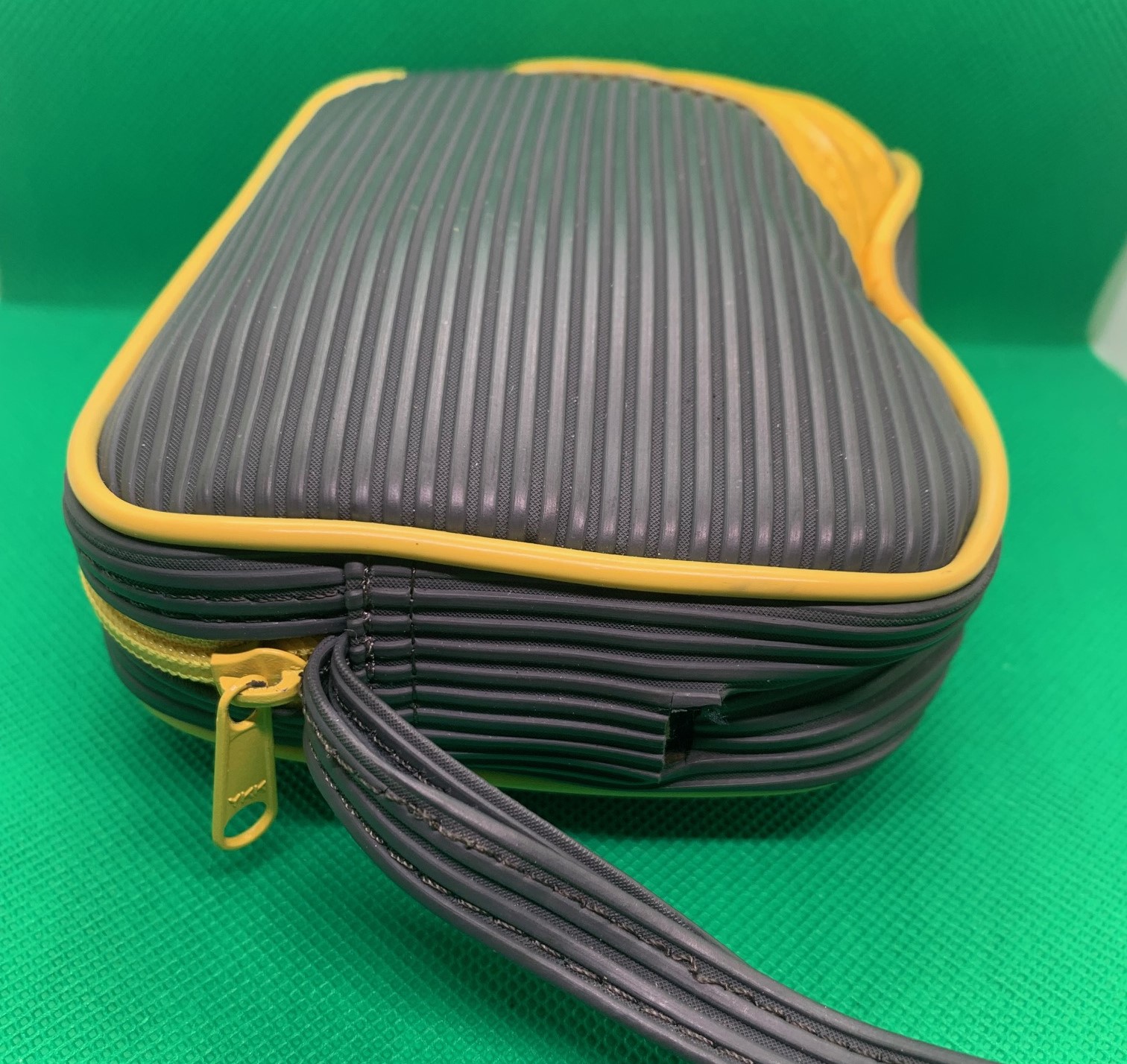 Retro Vintage Camera Bag Circa Late 1980's - Image 2