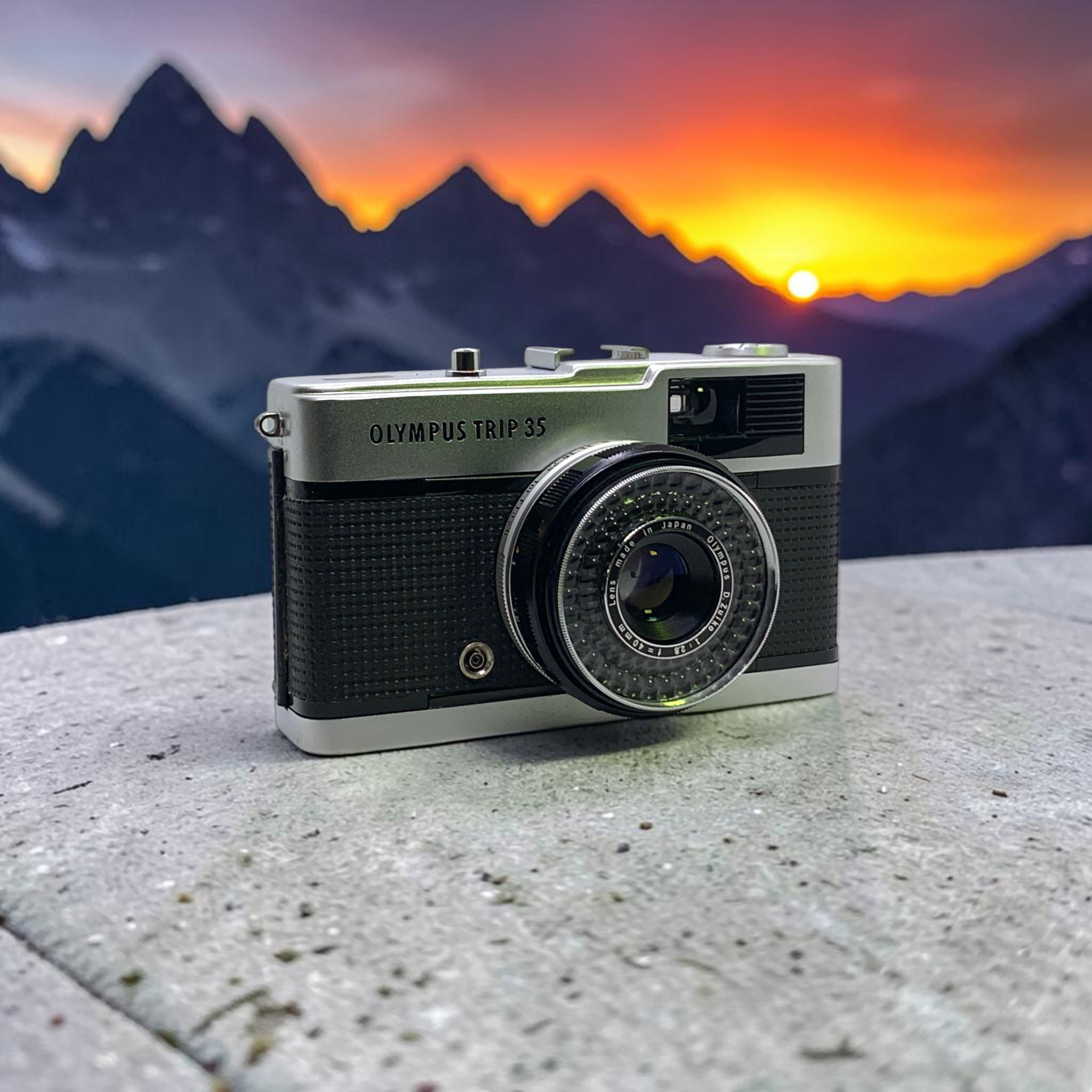 1974 Early Chrome Shutter Button Olympus Trip 35 in Original Black for sale