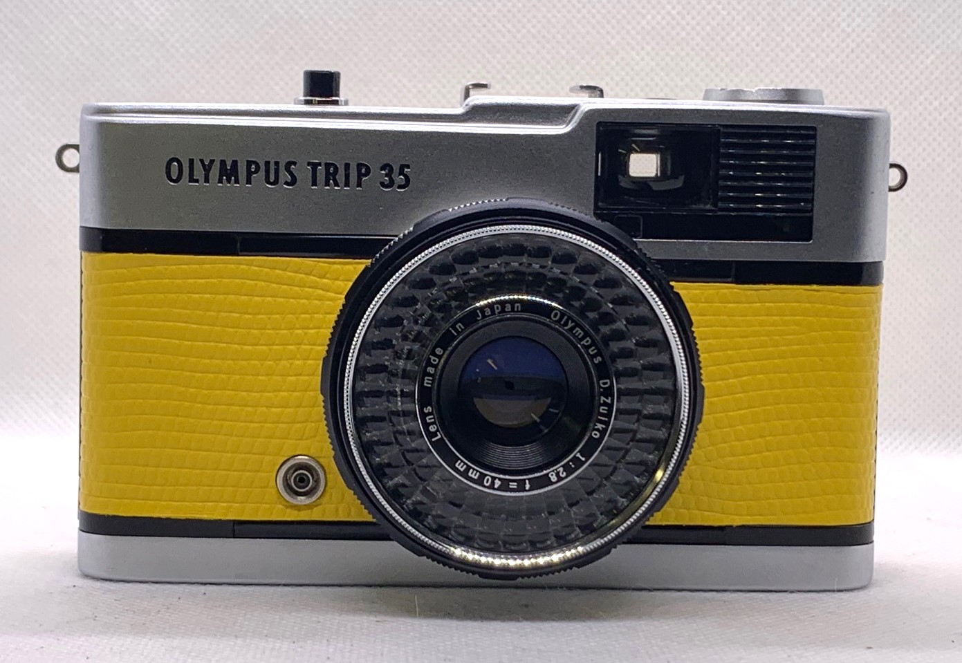 Olympus Trip 35 Sun Yellow 767 - Image 3