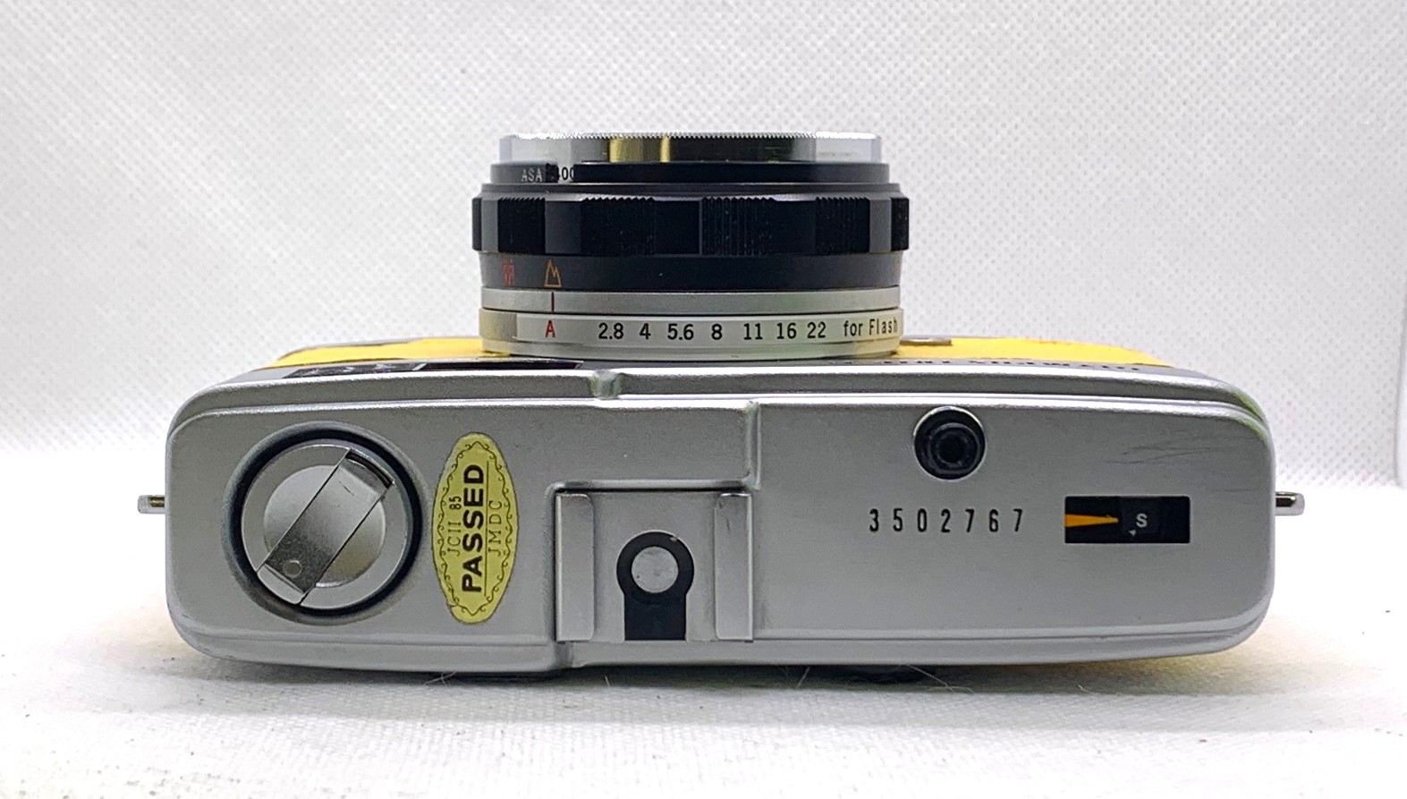 Olympus Trip 35 Sun Yellow 767 - Image 9